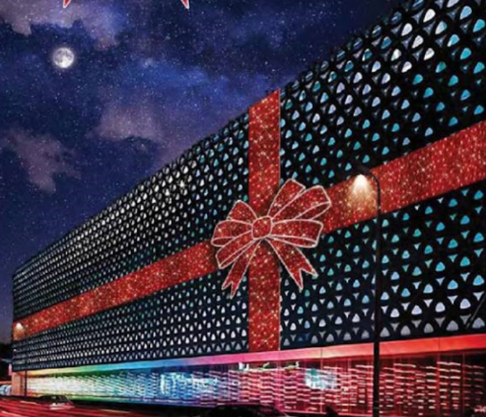 Beautiful casino decorations depicting a big gift box with red ribbon